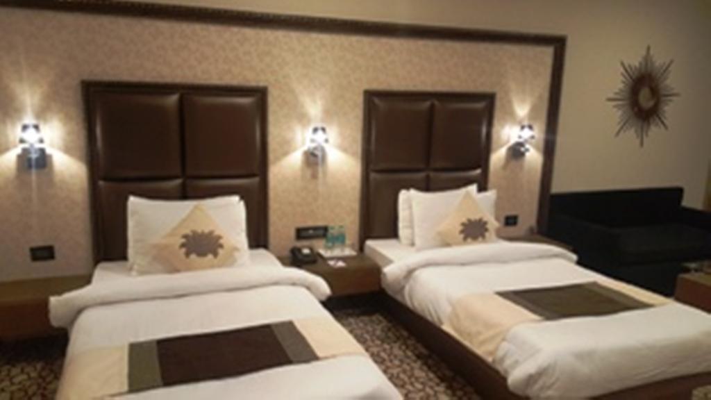Anjushree Hotel Ujjain Ngoại thất bức ảnh