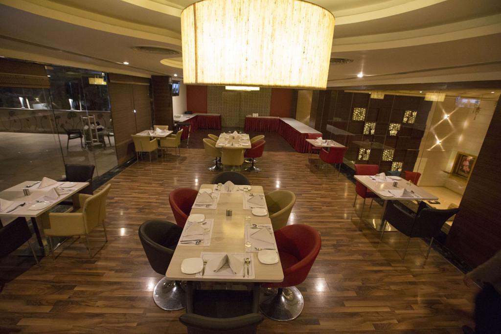 Anjushree Hotel Ujjain Ngoại thất bức ảnh