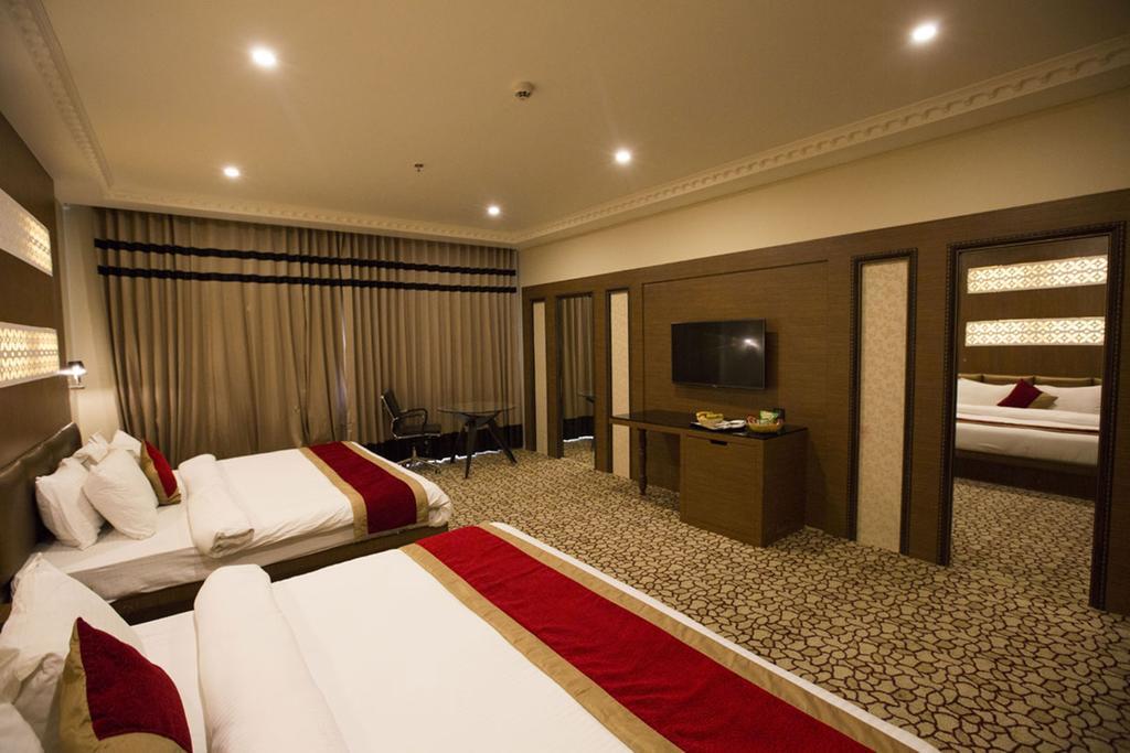 Anjushree Hotel Ujjain Ngoại thất bức ảnh