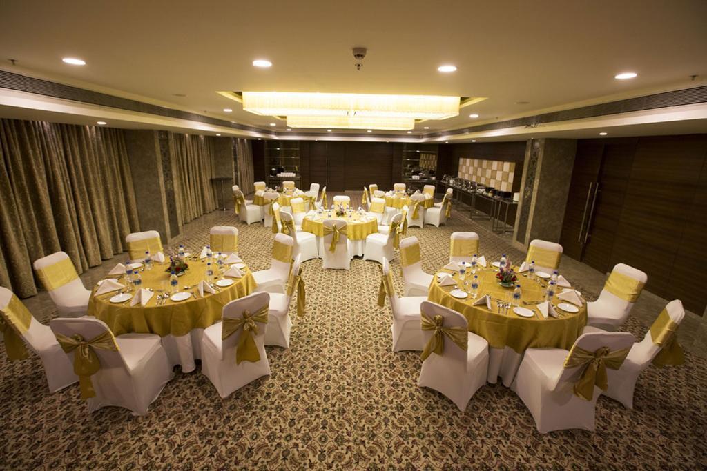 Anjushree Hotel Ujjain Ngoại thất bức ảnh