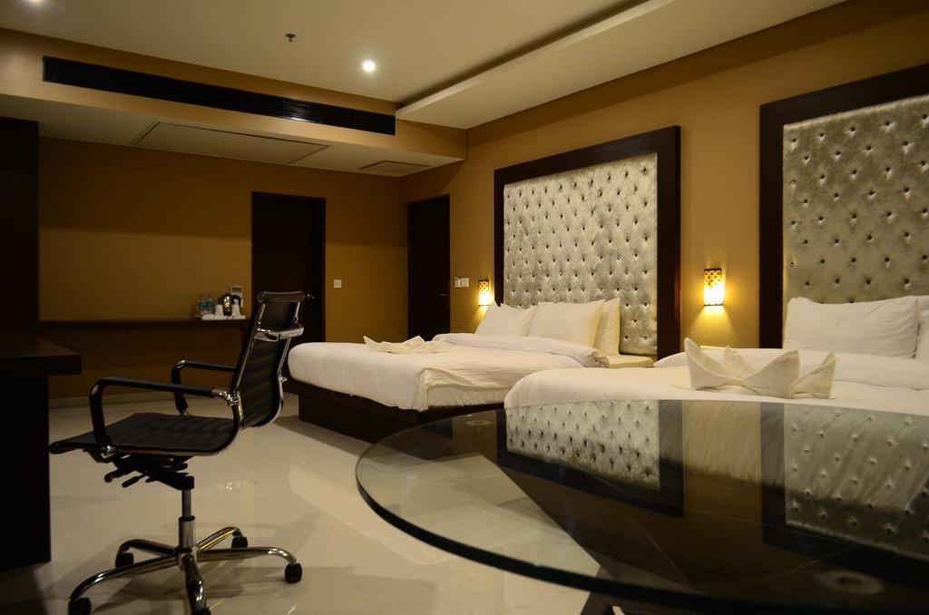 Anjushree Hotel Ujjain Ngoại thất bức ảnh
