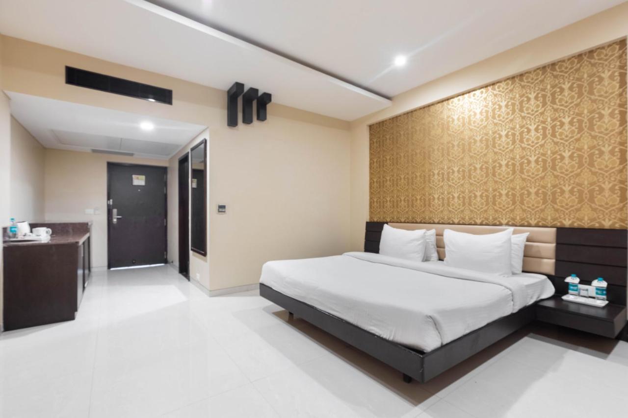 Anjushree Hotel Ujjain Ngoại thất bức ảnh